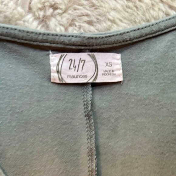 Maurices Tiered Maxi Dress – XS, Soft & Flowy Green - Picture 2 of 3